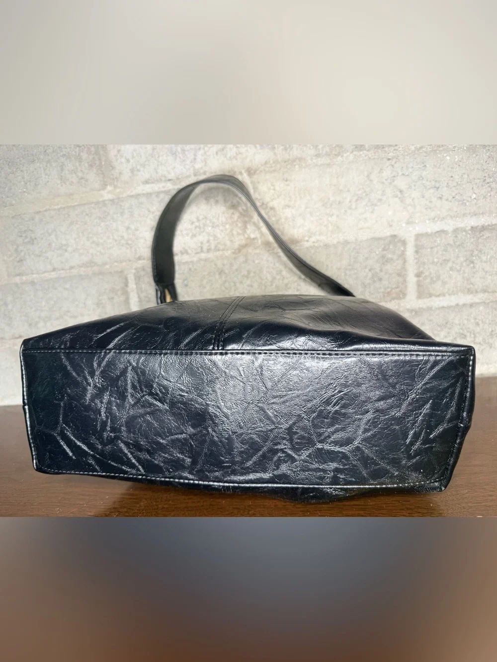 Large Black Slouchy Hobo Shoulder Bag w/ Matching Zip Wristlet Faux Leather